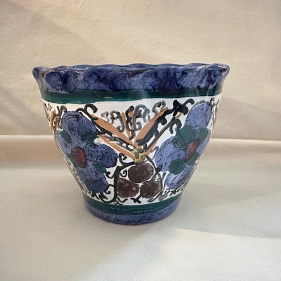 Vintage Hand Painted Pot - Picture 3 of 6